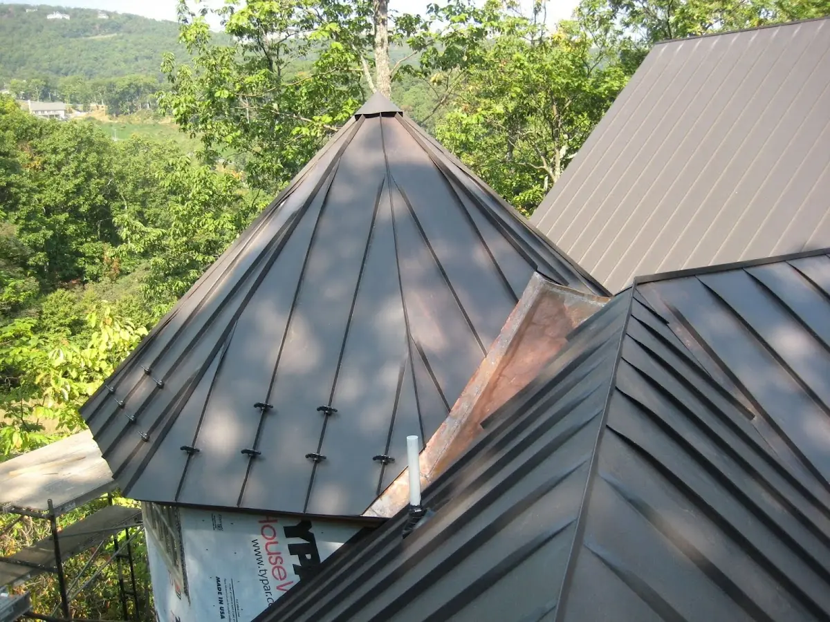 Professional Roof Tarp Installation by Craftsman Roofing in Kingman